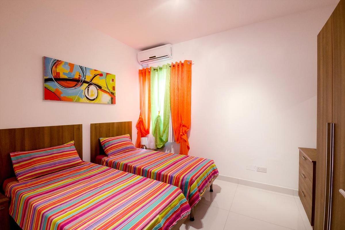 Crescent Court F Daire St. Paul's Bay Dış mekan fotoğraf